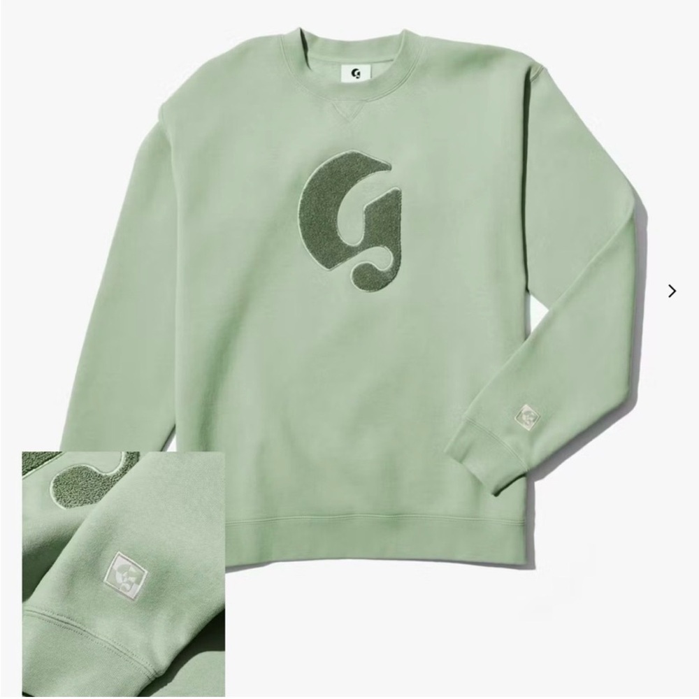 💄 BNWT Glossier Boston Crewneck Sweatshirt